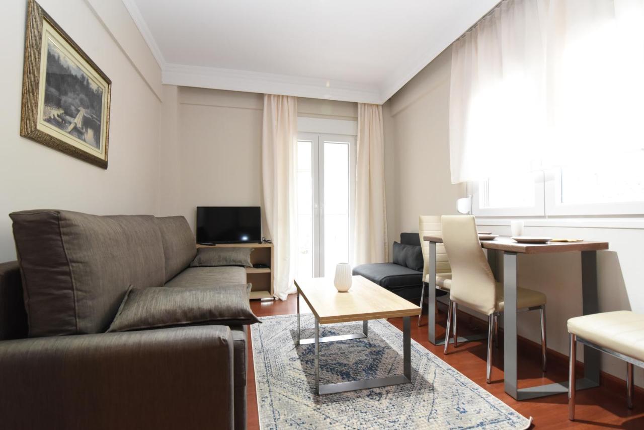 Emi'S Beach Apartment Nea Kallikrateia Zewnętrze zdjęcie